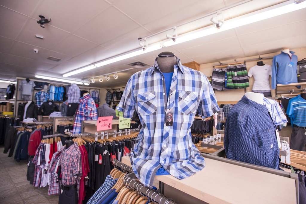 Vêtements pour Homme Surplus du Nord